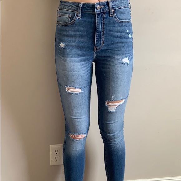 Hollister Jeans Hollister Ultra High Rise Medium Wash Ripped Jeans